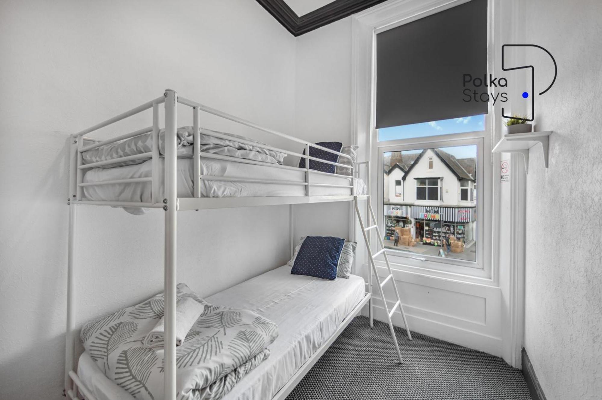 Polkadot Winter Gardens - Large Modern Apartments In Blackpool By Polkastays Exteriér fotografie